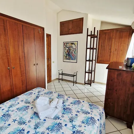 Vibes Relax Semesterbostad Quartu SantʼElena